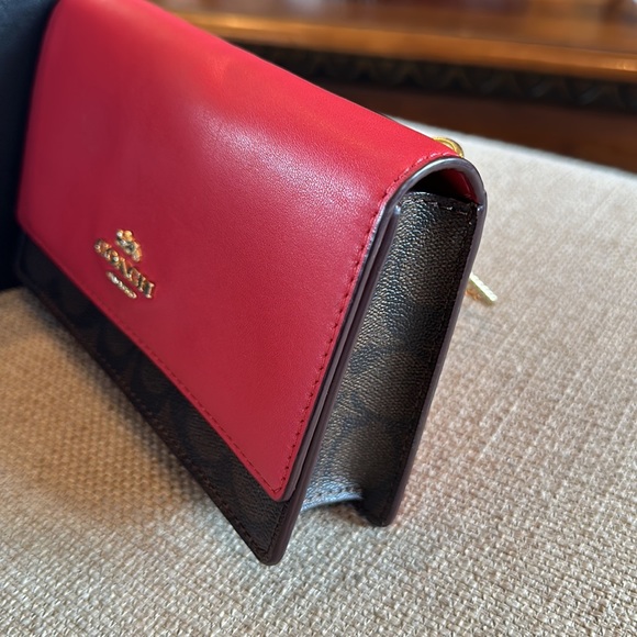 Coach Flap Color Block Red Leather and Brown Canvas Belt or Shoulder Bag - Picture 7 of 10